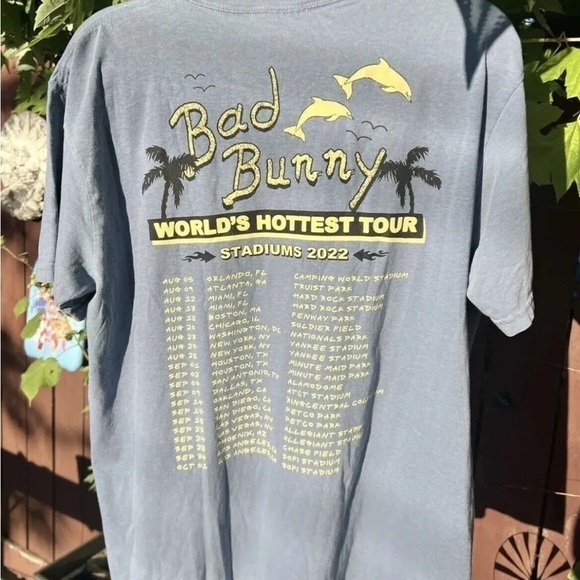 Bad Bunny World's Hottest
Tour 2022 Official Merchandise.  Small. 100% cotton. - Picture 2 of 7